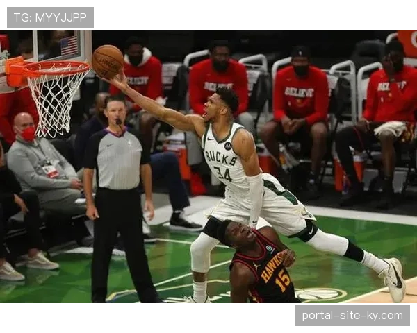 雄鹿字母哥小腿拉伤无限期休战 拒绝所有交易报价 雄鹿字母哥小腿拉伤无限期休战 拒绝所有交易报价